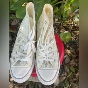 Converse all star women’s Chuck Taylor all lace